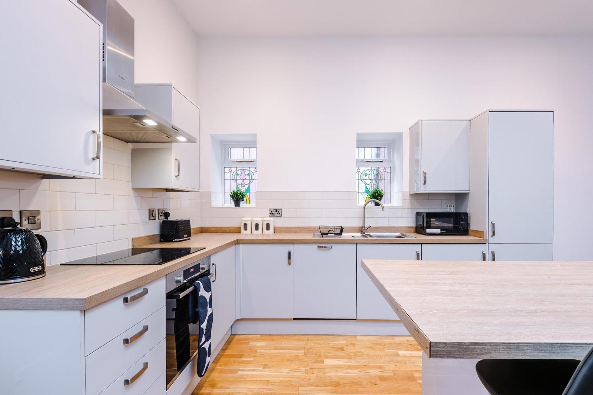 Charming 2 Bed In - Sleeps 6 Apartamento *